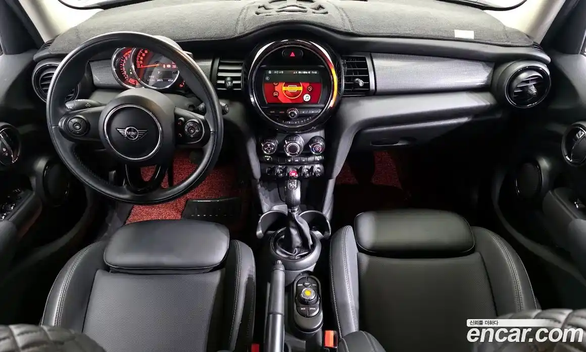 Mini Cooper 2019 1.5 гидро в Москве № 1013709, фото 7