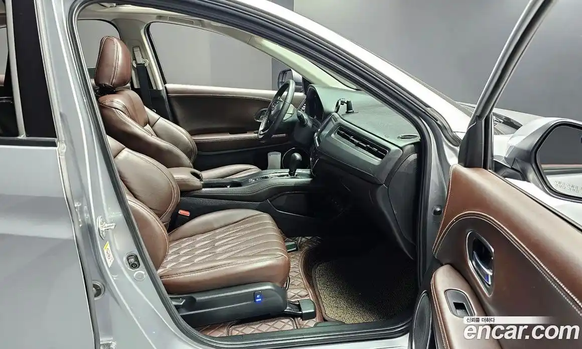 Honda HR-V 2018 1.8 гидро в Москве № 1015381, фото 11