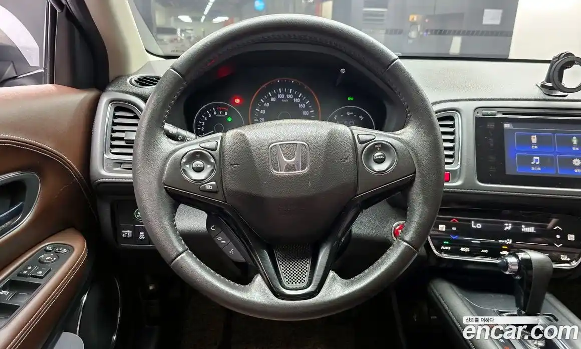 Honda HR-V 2018 1.8 гидро в Москве № 1015381, фото 13
