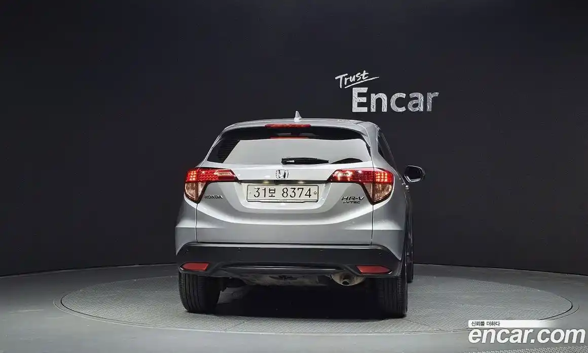 Honda HR-V 2018 1.8 гидро в Москве № 1015381, фото 4