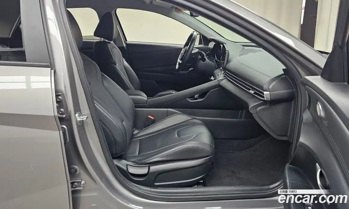 Hyundai Avante 2020 1.6 Автомат в Москве № 1065609, фото 11