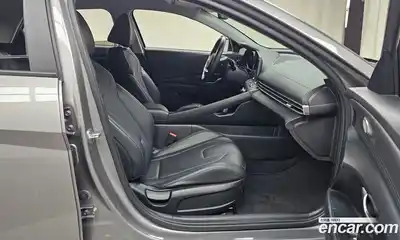 Hyundai Avante 2020 1.6 Автомат в Москве № 1065609, миниатюра 11