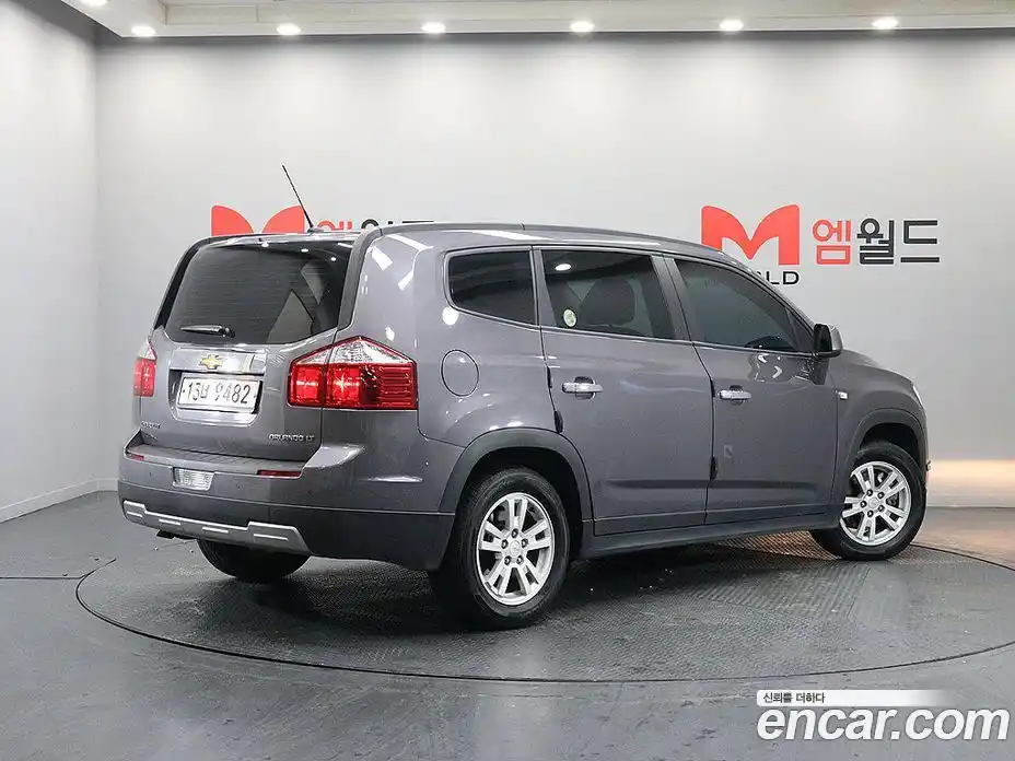 Chevrolet Orlando 2011 2.0 Автомат в Москве № 1068292, фото 3