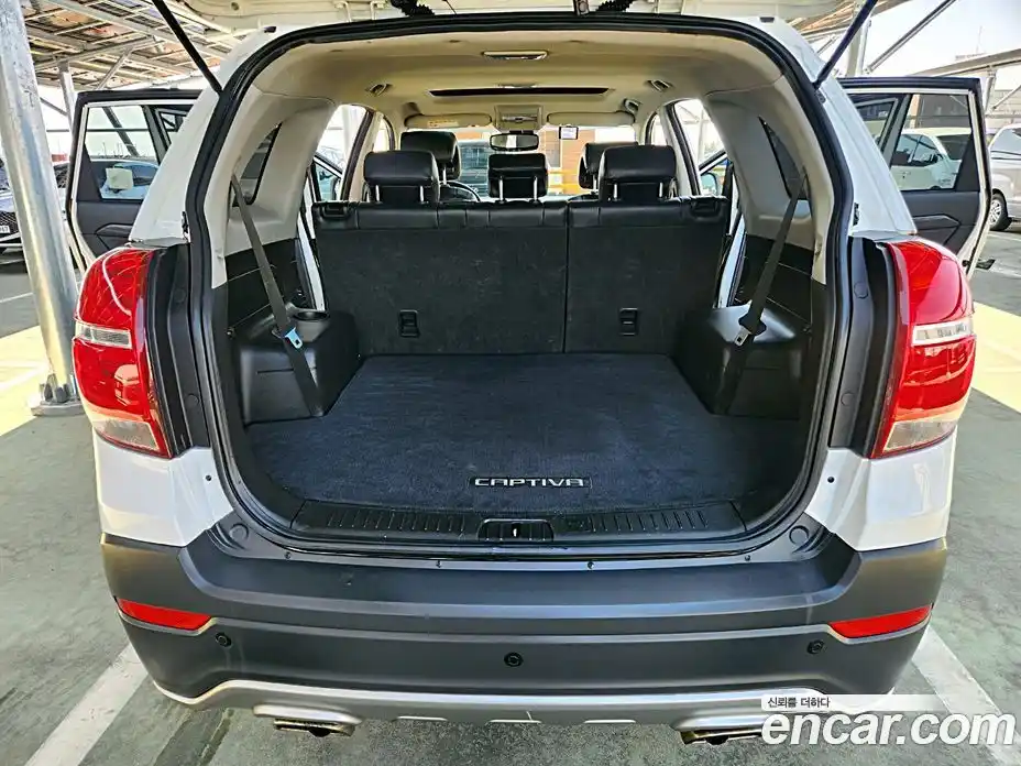 Chevrolet Captiva 2014 2.0 Автомат в Москве № 1068490, фото 13