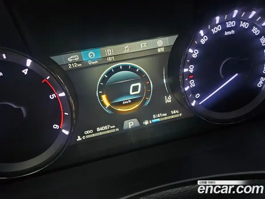 SsangYong Rexton 2018 2.2 Автомат в Москве № 1080835, фото 10