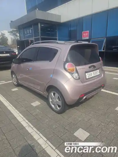 Chevrolet Spark 2012 1.0 Автомат в Москве № 1081775, миниатюра 2