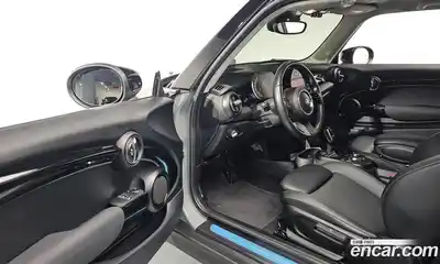 Mini Cooper 2021 2.0 гидро в Москве № 136690, миниатюра 11