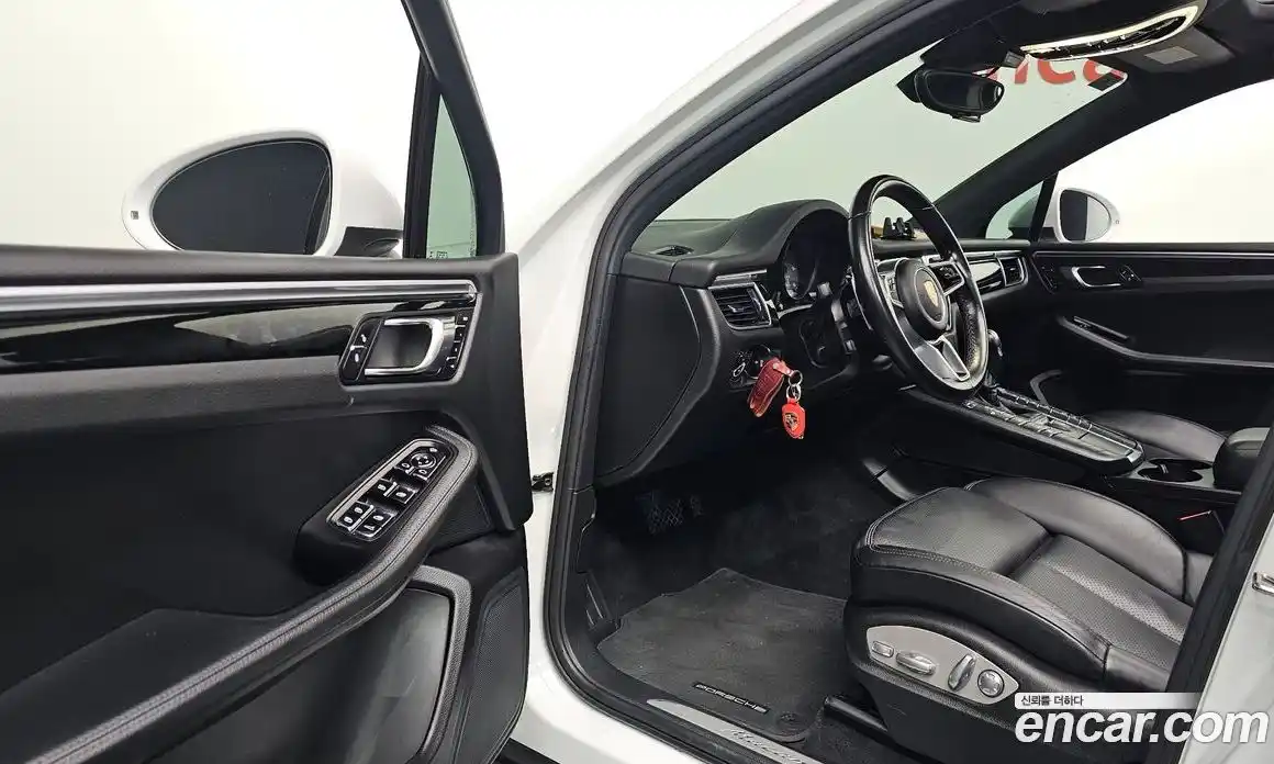 Porsche Macan 2017 3.0 гидро в Москве № 146417, фото 11