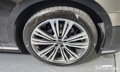 Audi A8 2023 3.0 гидро в Москве № 162468, миниатюра 5