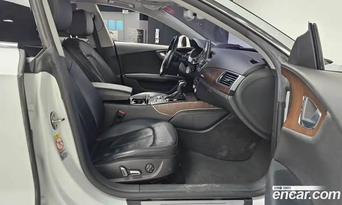 Audi A7 2015 3.0 гидро в Москве № 163793, фото 11