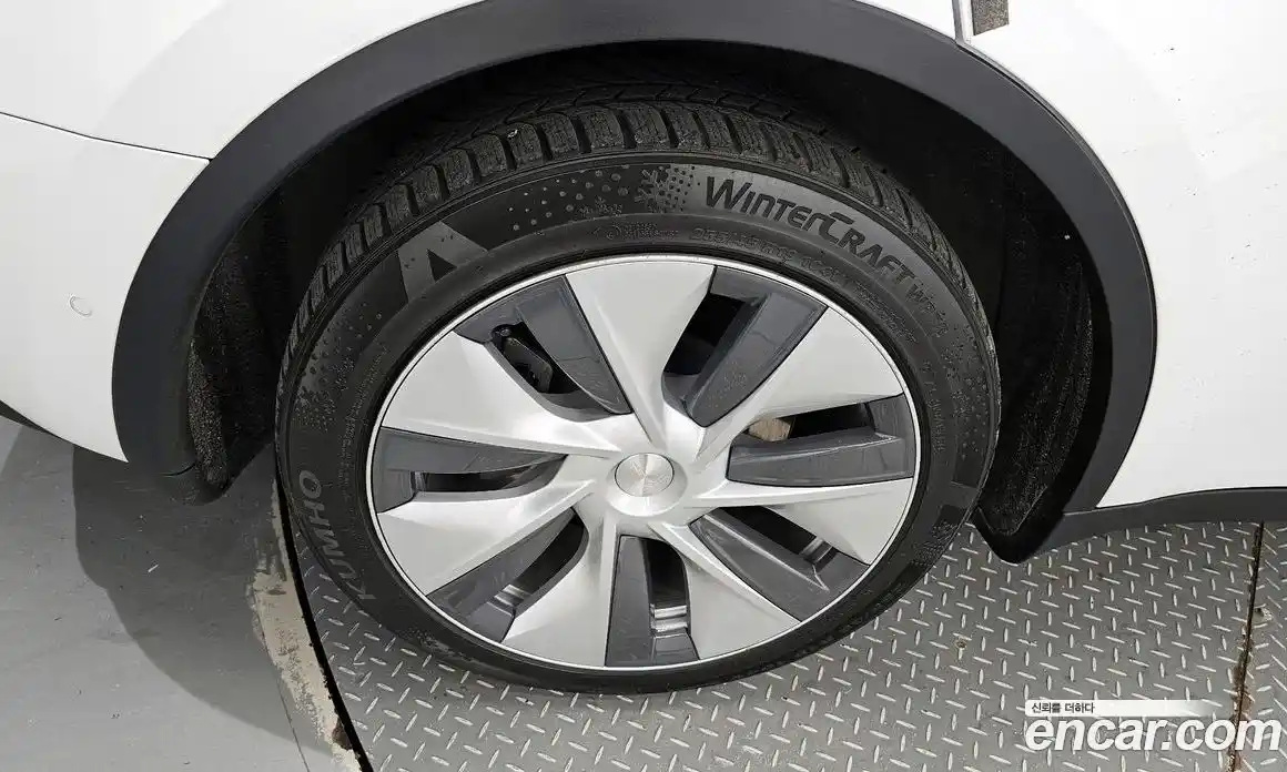 Tesla Model Y 2021 0.2 гидро в Москве № 167911, фото 5