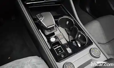 Volkswagen Touareg 2025 3.0 гидро в Москве № 168355, миниатюра 9
