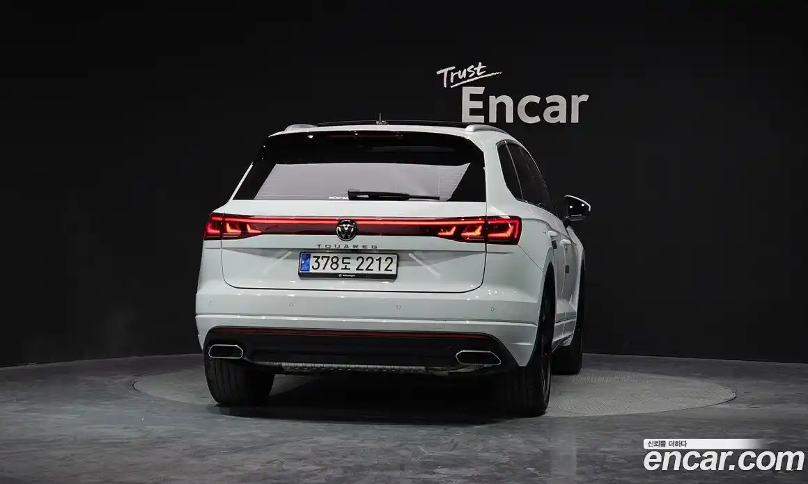Volkswagen Touareg 2024 3.0 гидро в Москве № 168455, фото 4