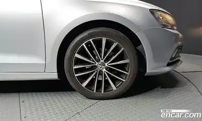 Volkswagen Jetta 2015 2.0 гидро в Москве № 168920, миниатюра 5