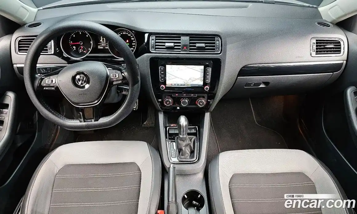 Volkswagen Jetta 2015 2.0 гидро в Москве № 168920, фото 7