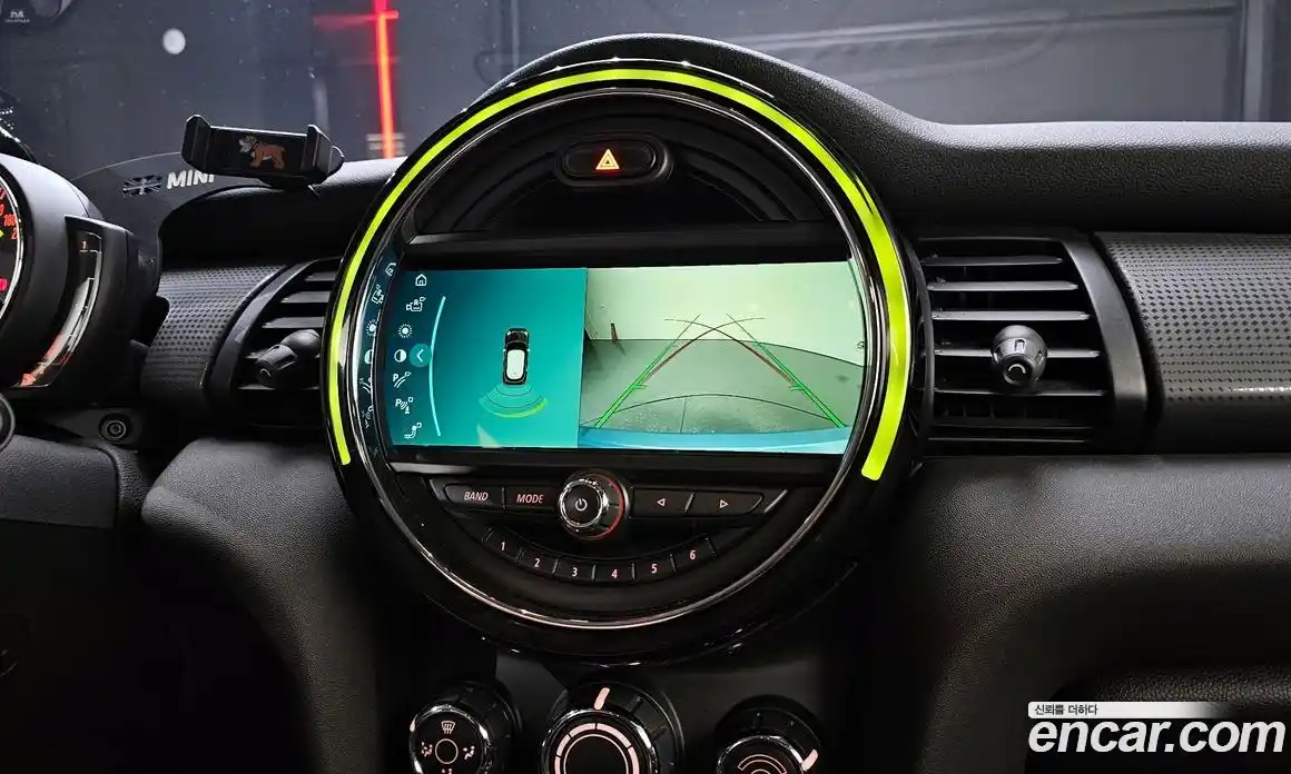Mini Cooper 2019 1.5 гидро в Москве № 187656, фото 14