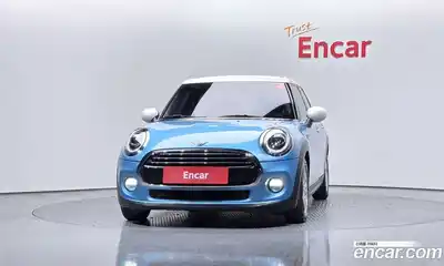 Mini Cooper 2019 1.5 гидро в Москве № 187656, миниатюра 3