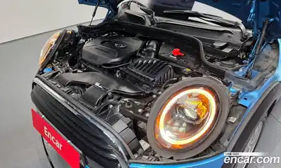 Mini Cooper 2019 1.5 гидро в Москве № 187656, миниатюра 6