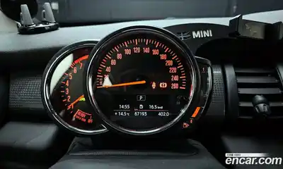Mini Cooper 2019 1.5 гидро в Москве № 187656, миниатюра 8