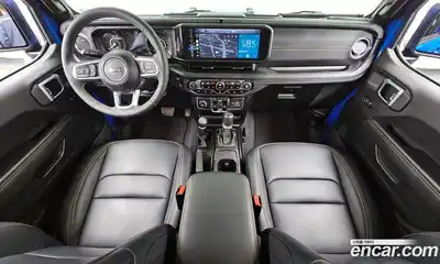 Jeep Wrangler 2024 2.0 гидро в Москве № 199427, миниатюра 7