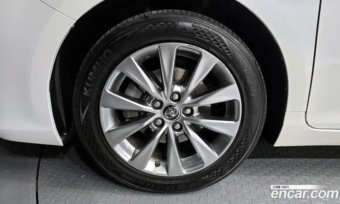 Toyota Camry 2015 2.5 гидро в Москве № 199706, фото 5