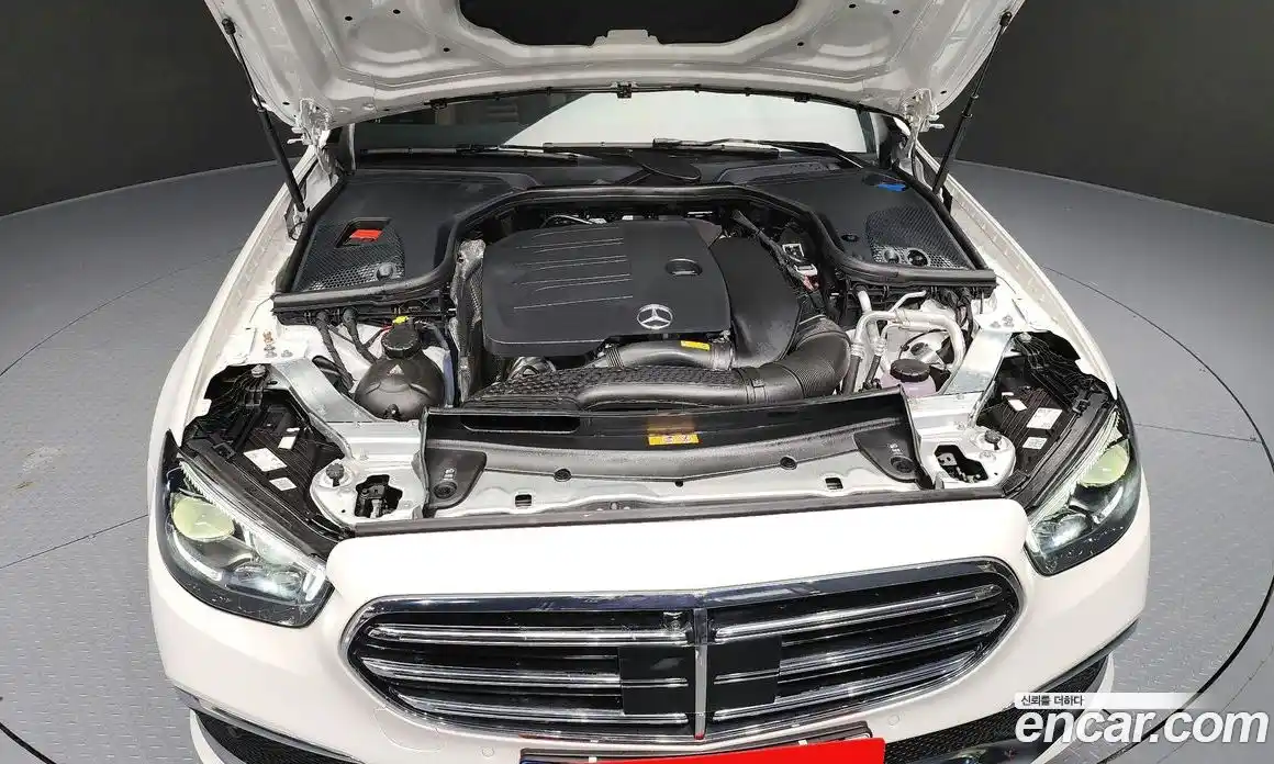 Mercedes-Benz E-Class 2023 2.0 гидро в Москве № 205158, фото 6