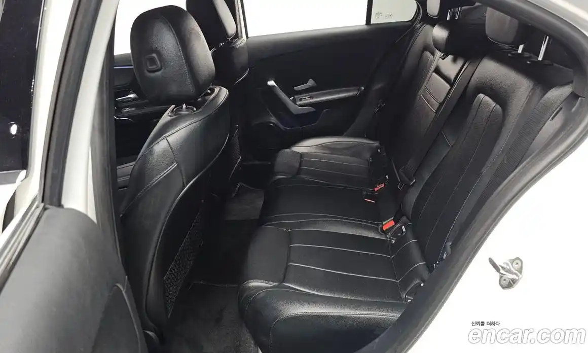 Mercedes-Benz A-Class 2022 2.0 гидро в Москве № 206300, фото 11