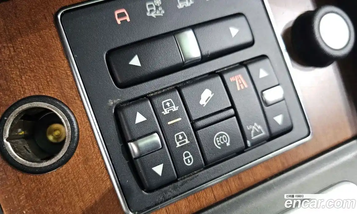 Land Rover Discovery 2015 3.0 гидро в Москве № 213586, фото 17