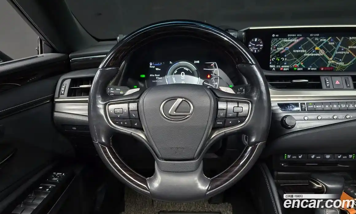 Lexus ES 2020 2.5 гидро в Москве № 214612, фото 13