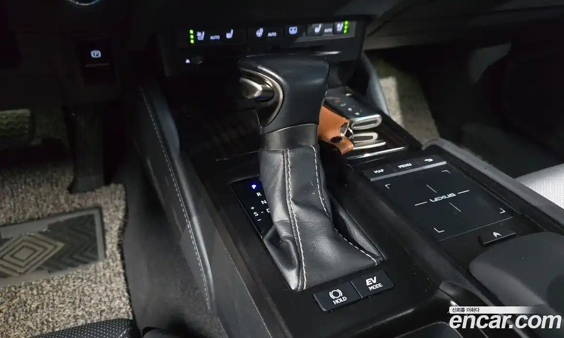 Lexus ES 2020 2.5 гидро в Москве № 214612, фото 9