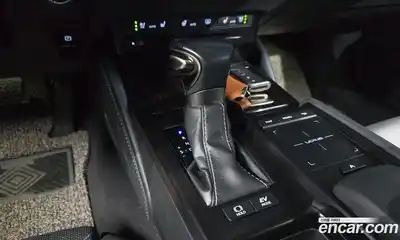 Lexus ES 2020 2.5 гидро в Москве № 214612, миниатюра 9