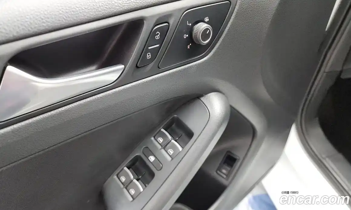 Volkswagen Jetta 2014 2.0 гидро в Москве № 215166, фото 19