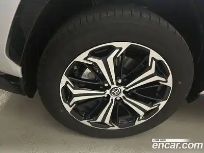 Toyota RAV4 2025 2.5 гидро в Москве № 215571, миниатюра 5