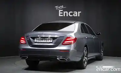 Mercedes-Benz E-Class 2020 2.0 гидро, миниатюра 2