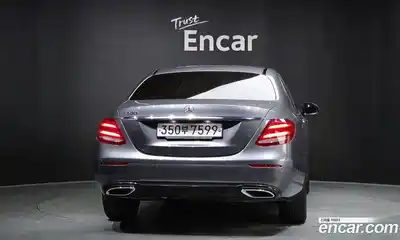Mercedes-Benz E-Class 2020 2.0 гидро, миниатюра 4