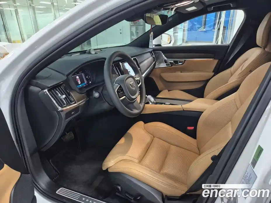Volvo S90 2024 2.0 гидро в Москве № 230861, фото 13