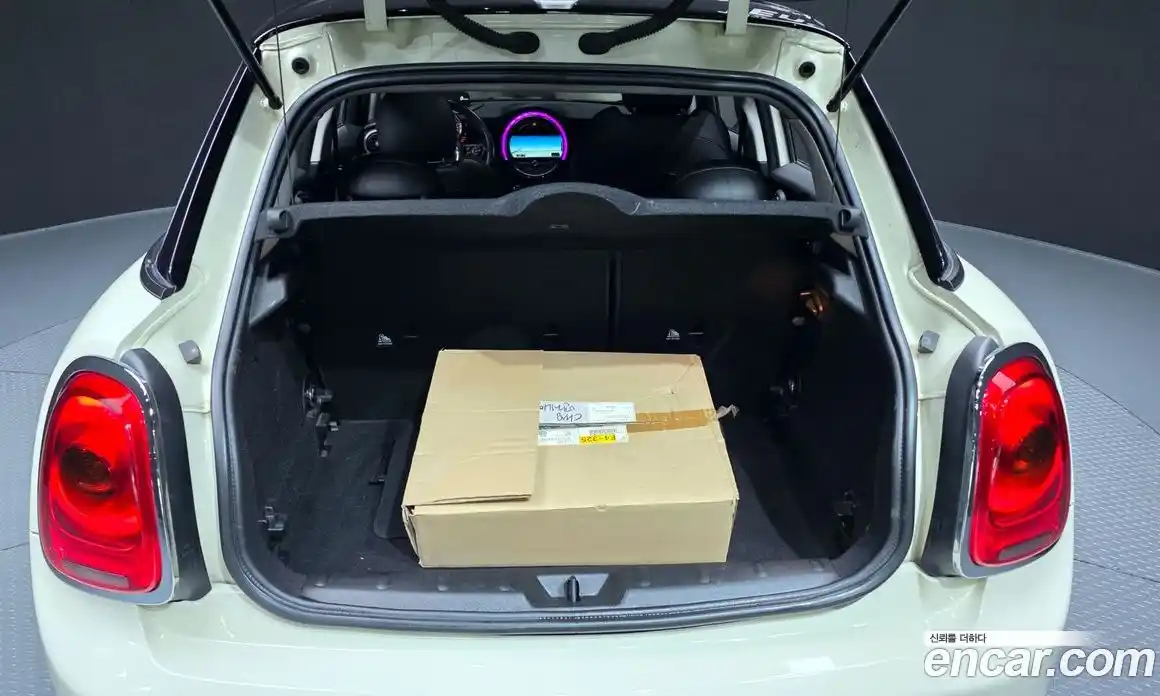 Mini Cooper 2015 2.0 гидро в Москве № 231423, фото 20