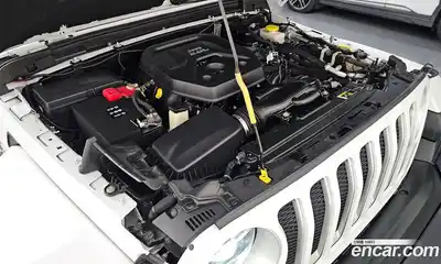Jeep Wrangler 2019 2.0 гидро в Москве № 232618, миниатюра 6