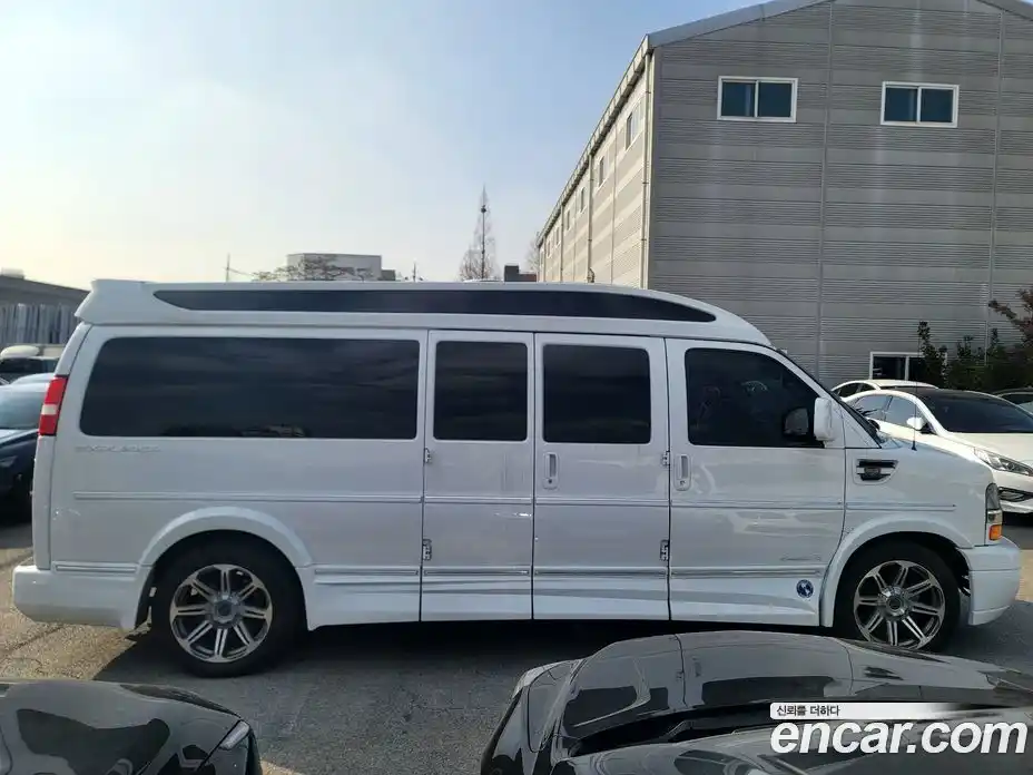 Chevrolet Express Van 2016 6.0 гидро в Москве № 235505, фото 7