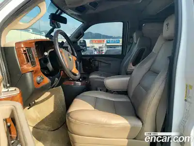 Chevrolet Express Van 2016 6.0 гидро в Москве № 235505, миниатюра 9