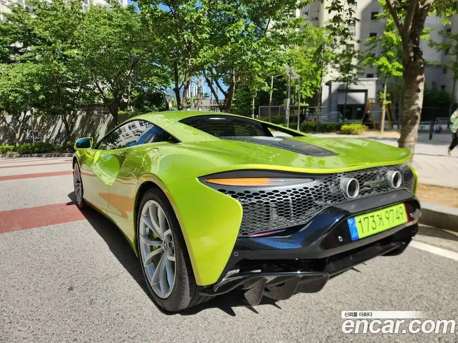 McLaren Artura 2023 3.0 гидро в Москве № 236043, фото 18