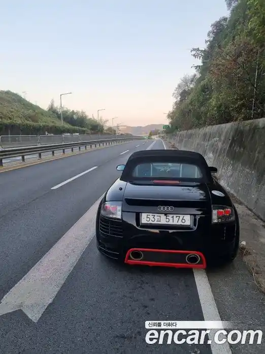 Audi TT 2000 1.8 механика в Москве № 250859, фото 11