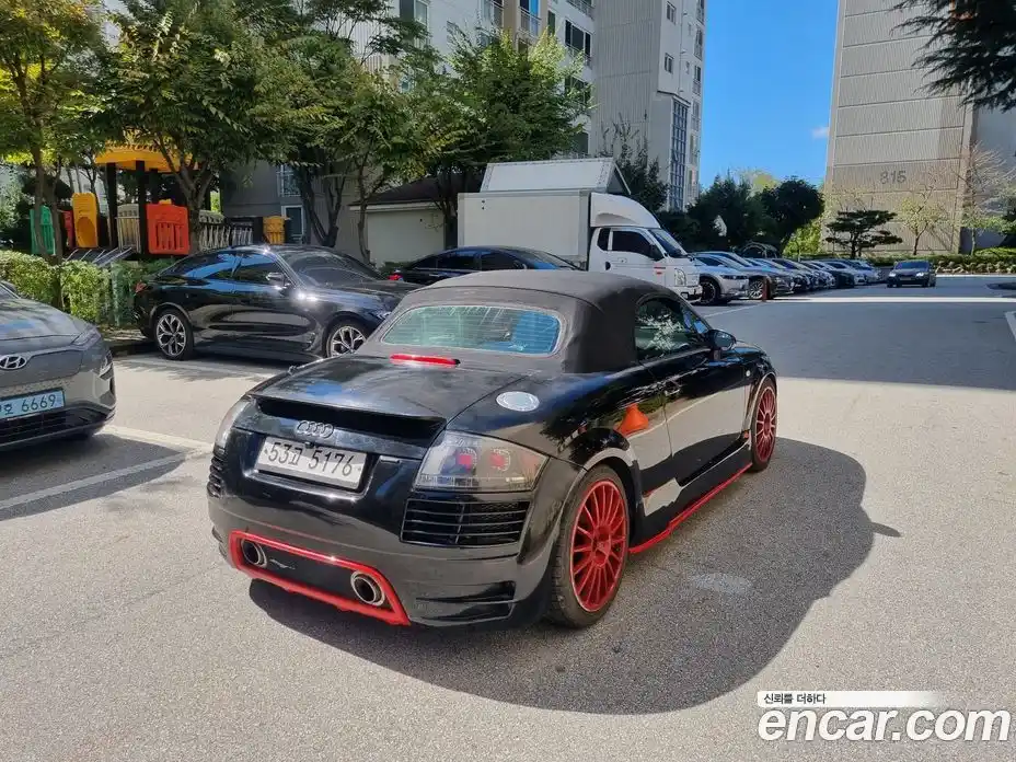 Audi TT 2000 1.8 механика в Москве № 250859, фото 4