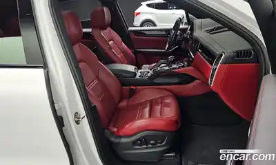 Porsche Cayenne 2022 3.0 гидро в Москве № 251848, миниатюра 10