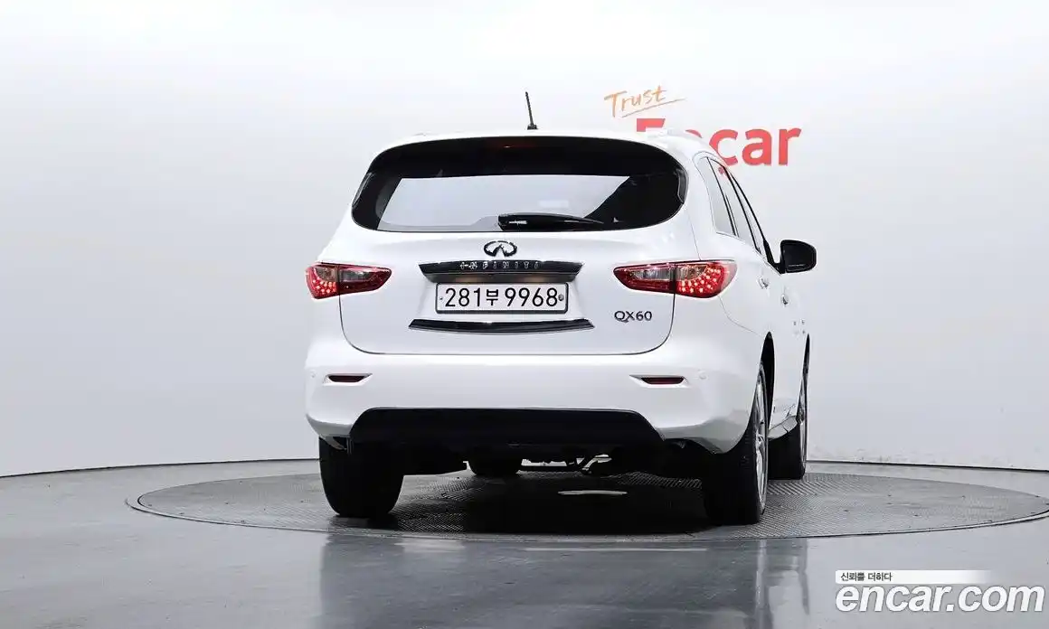 Infiniti QX60 2014 3.5 гидро в Москве № 252129, фото 4