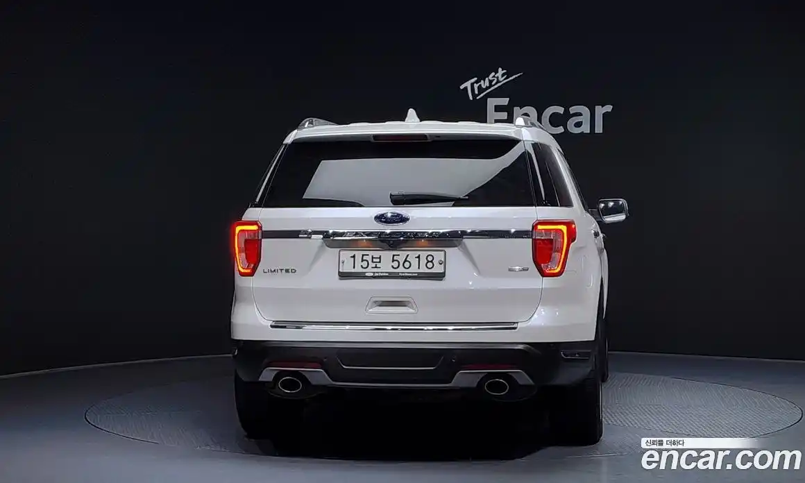Ford Explorer 2018 2.3 гидро в Москве № 255711, фото 4