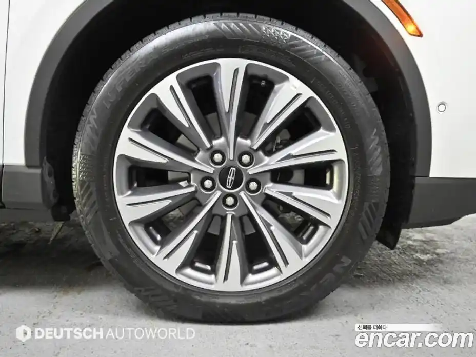 Lincoln Corsair 2021 2.0 гидро в Москве № 255890, фото 5