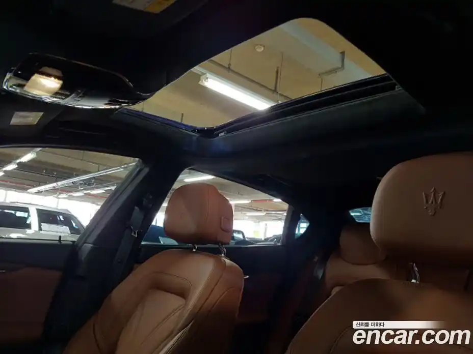 Maserati Quattroporte 2016 3.0 гидро в Москве № 255972, фото 15