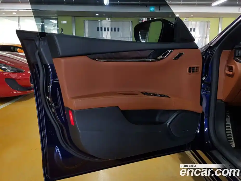 Maserati Quattroporte 2016 3.0 гидро в Москве № 255972, фото 7