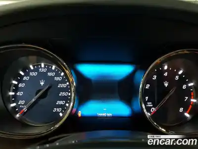 Maserati Quattroporte 2016 3.0 гидро в Москве № 255972, миниатюра 8